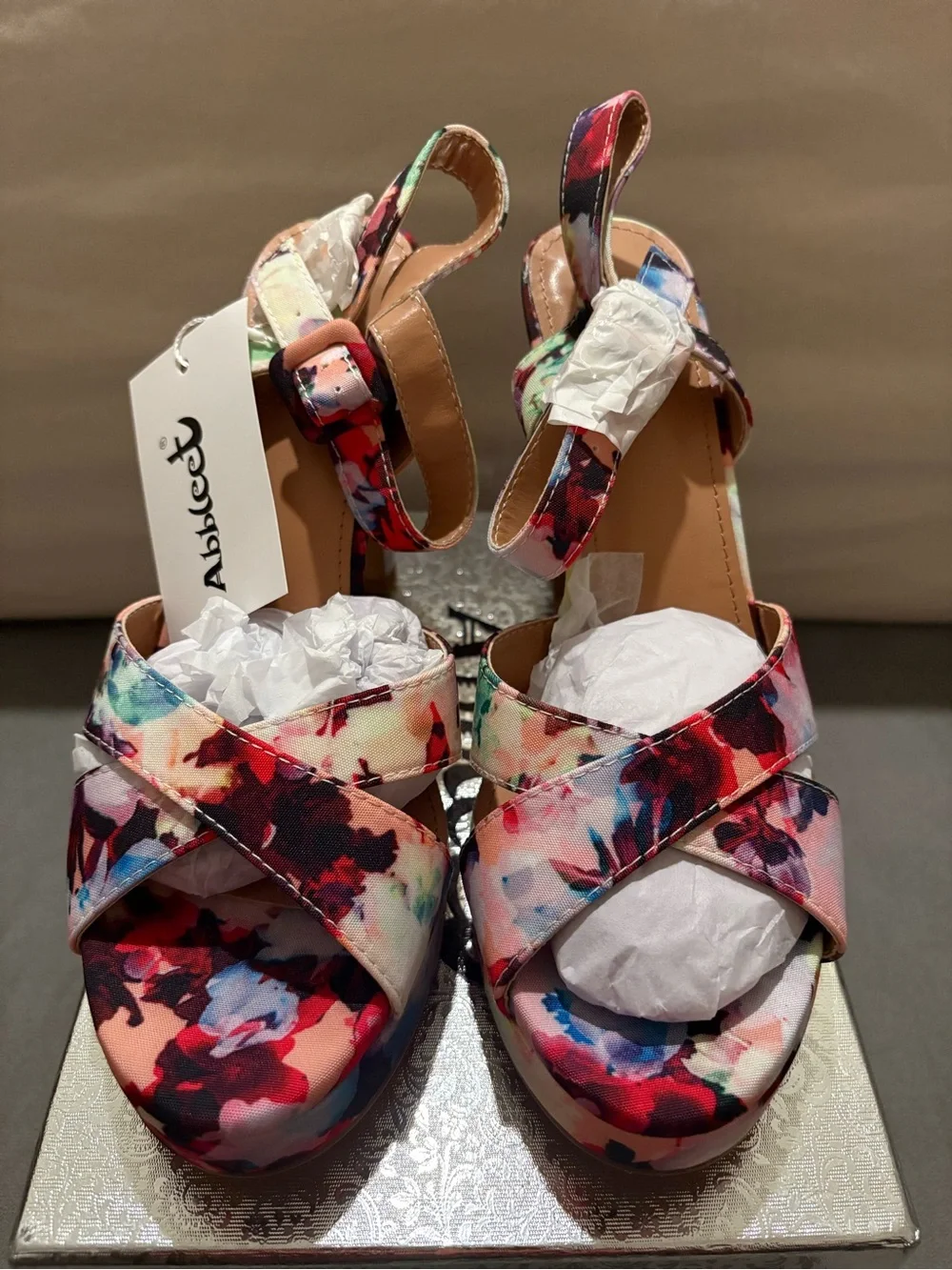 Abbleet Women’s Floral Multi-Color Platform Block Heel Sandals - US Size 8